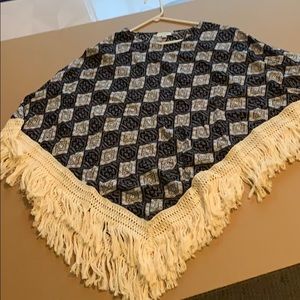 Umgee tunic navy and cream worn once